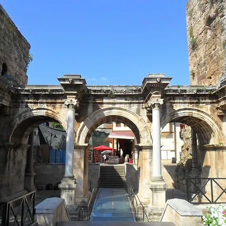 Ξενοδοχείο Ayhan