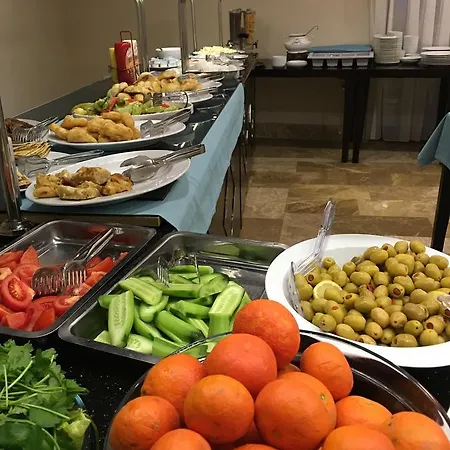 Ayhan Hotel 3*