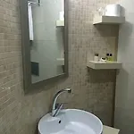 Ayhan Hotel