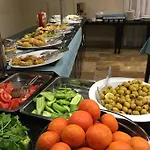 Ayhan Hotel 3*